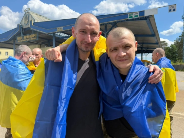 185 захисників та цивільного повернуто з полону: Зеленський 23