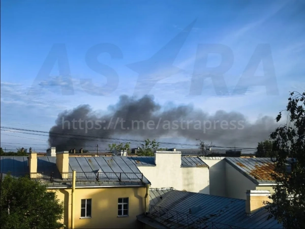 Атака дронів на Петербург: під ударом нафтобаза