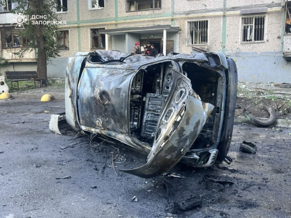 Запоріжжя під обстрілом: постраждали 8 людей, руйнування інфраструктури 8