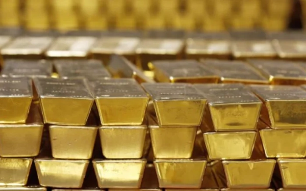 Золото: Ціна стабілізувалася біля $4000 після падіння