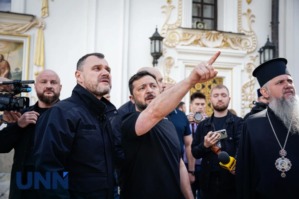 Зеленський: Де візьмуть кошти на Лавру