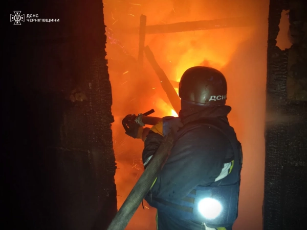 Атаки на Чернігівщину: 8 поранених, обстріл міста 14 Атаки на Чернігівщину: 8 поранених, обстріл міста 14