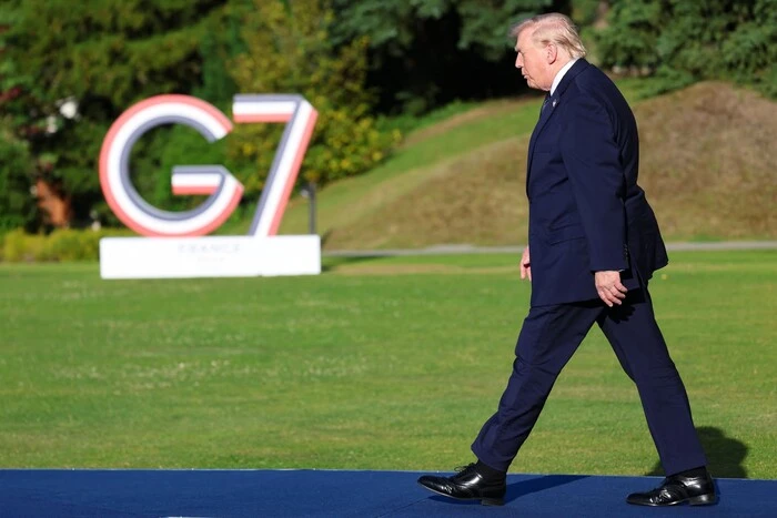 «Що там відбувається – божевілля»: Трамп закликав Росію укласти угоду (відео)