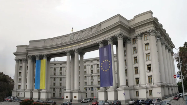 МЗС України: ЮНЕСКО ігнорує російські атаки на Лавру