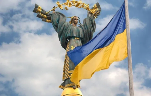 Нововведення для українців з 1 червня: бронювання, виплати, трудові книжки