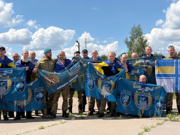 185 захисників та цивільного повернуто з полону: Зеленський 28
