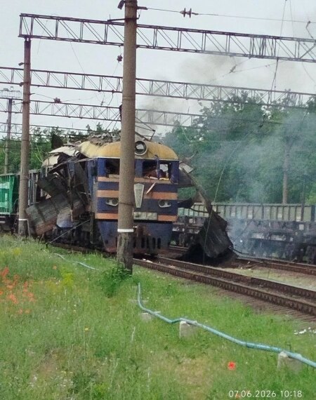 Атака на Запоріжжя: БПЛА пошкодив електровоз