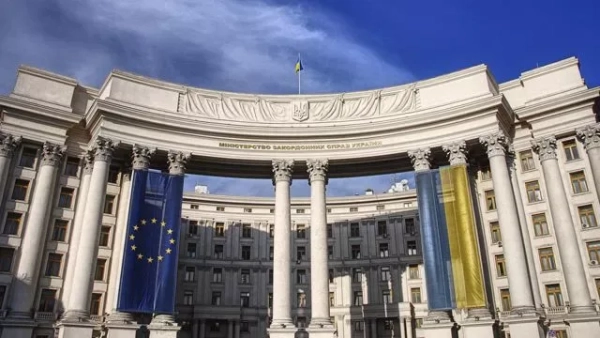 Україна передасть лист Зеленського Путіну: МЗС очікує відповіді