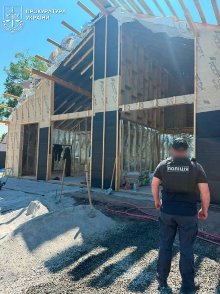На Одещині майора затримали за будівництво дому для начальника 9