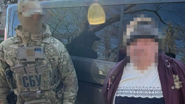 СБУ: Ексміліціонер коригував обстріли РФ на Сумщині