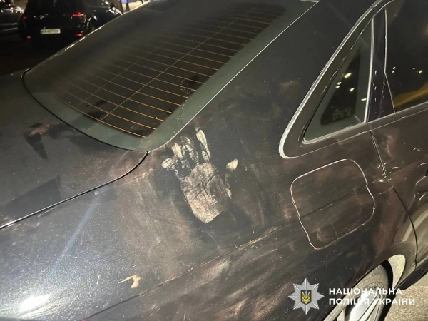 У Києві після ДТП затримали водія з пістолетом 8 У Києві після ДТП затримали водія з пістолетом 6