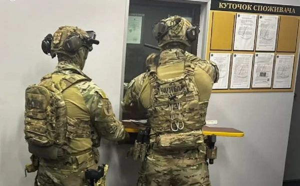 Обшуки у нелегальних обмінниках: Нацполіція викрила схему