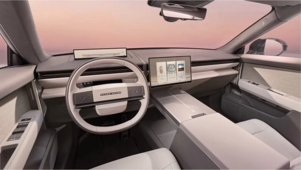 Range Rover представив перший електро-GT: деталі 11