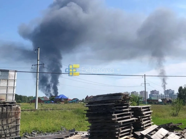 Удар по НПЗ на 2000 км від кордону: деталі атаки