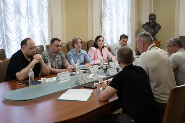 Буданов: Нарада щодо пам'ятника Мазепі в центрі Києва 8 Буданов: Нарада щодо пам'ятника Мазепі в центрі Києва 6