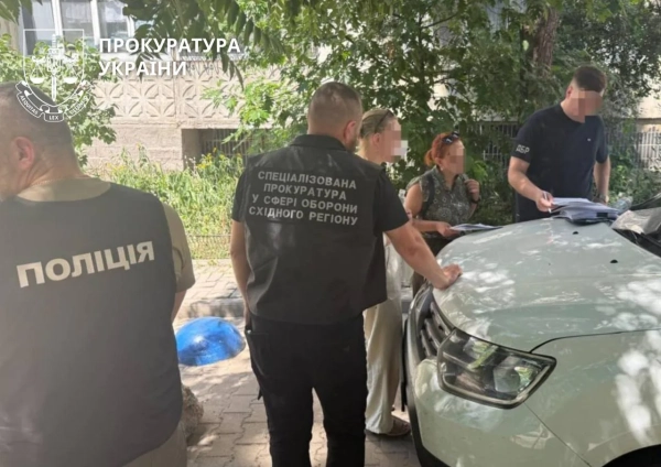 Підозра керівникам медслужби: незаконно виплатили 2,35 млн грн 6