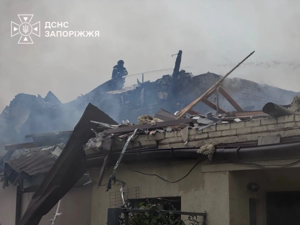 Запоріжжя: наслідки ударів РФ, загинула жінка, 11 поранено 3