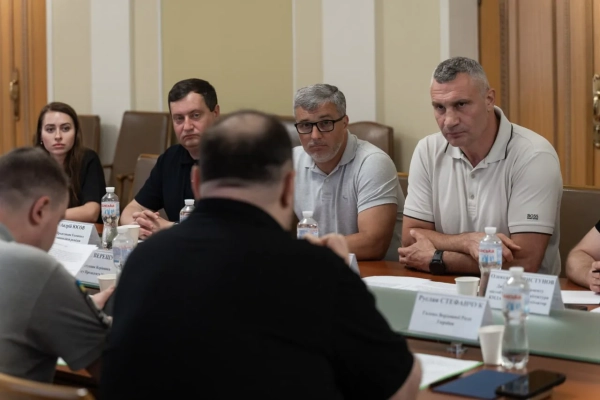 Буданов: Нарада щодо пам'ятника Мазепі в центрі Києва 6 Буданов: Нарада щодо пам'ятника Мазепі в центрі Києва 4