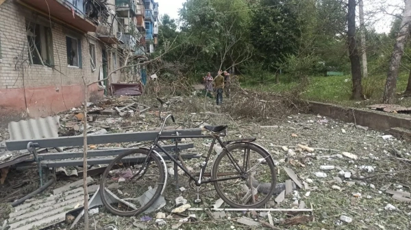 Слов'янськ: 14 поранених після обстрілу – дані ОВА 7 Слов'янськ: 14 поранених після обстрілу – дані ОВА 5