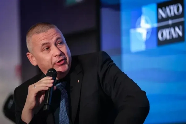 Угорщина зачиняє двері росії, відновлює довіру з НАТО