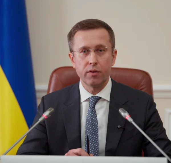 Скасування пільги: українцям обмежать імпортні посилки до 150 євро