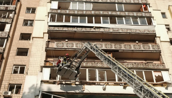 Київ: 15 постраждалих після удару РФ, дані ДСНС 3 Київ: 15 постраждалих після удару РФ, дані ДСНС 3