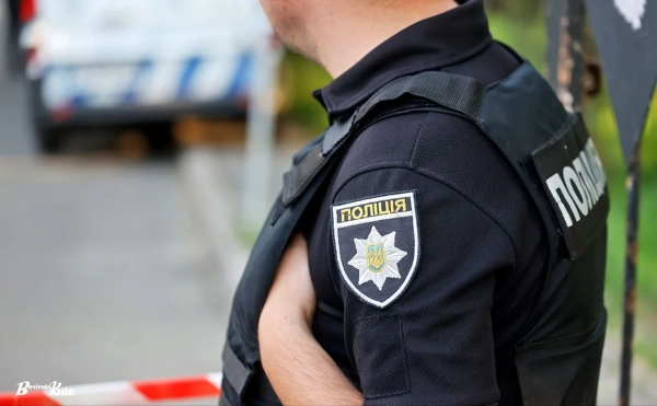Напад на силовиків у Харкові: чоловік із ножем атакував ТЦК&hellip;