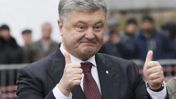 Порошенко інвестує за кордоном, Україну не кличе: експерт