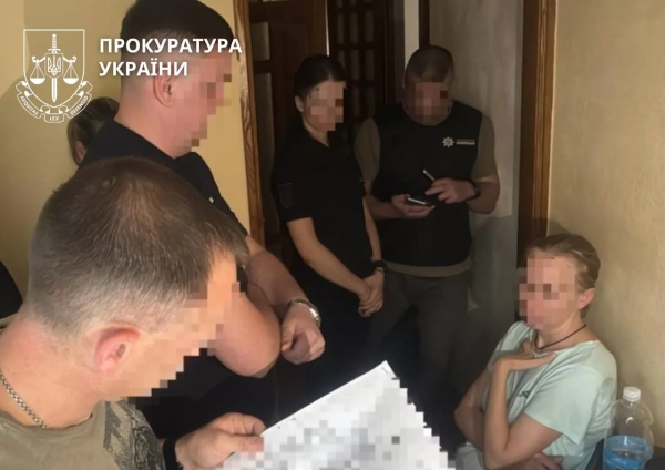 Підозра керівникам медслужби: незаконно виплатили 2,35 млн грн 5