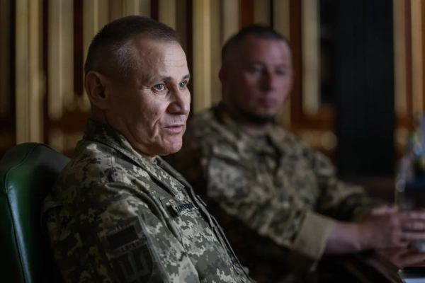 Зеленський: обговорили потреби фронту та захист кордонів 13