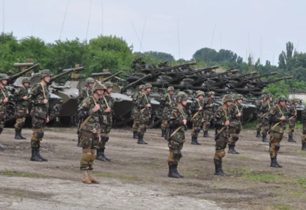 Молдова отримає бронемашини з України: названо кількість