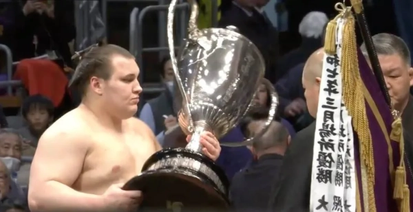 Українець втретє здобув Кубок імператора в Японії