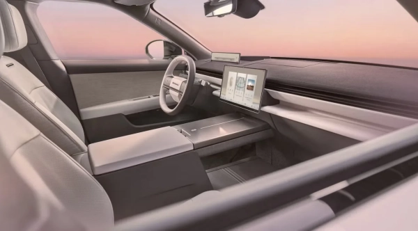 Range Rover представив перший електро-GT: деталі 13
