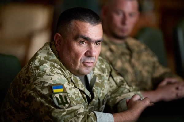 Зеленський: обговорили потреби фронту та захист кордонів 20