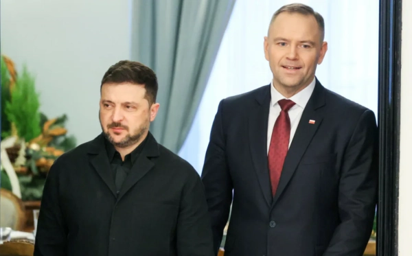Поляки за співпрацю, але проти ордена Зеленському: опитування