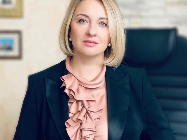 Головна 34 ТЕНЕВЫЕ КАДРЫ МИНЮСТА: Как Офис противодействия рейдерству планируют отдать нотариусу, спасавшему активы россиян