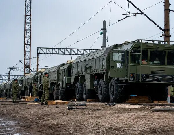 Білорусь розгорнула масштабне військове будівництво поблизу України