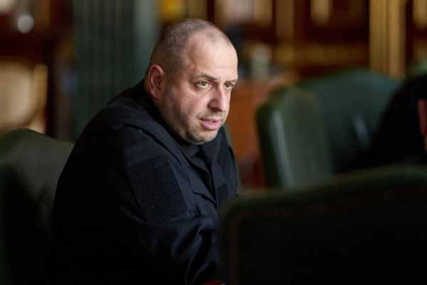 Умєрова кличуть керувати СЗР: подробиці від нардепа