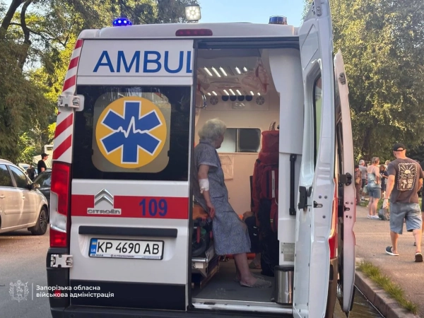 Ворог бомбив Запоріжжя: 1 загиблий, 18 поранених