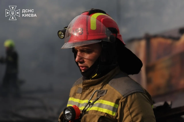 Загиблий у Києві: знайдено тіло після російської атаки 29 Загиблий у Києві: знайдено тіло після російської атаки 27