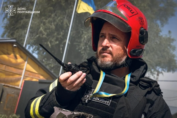 Росія обстріляла Полтавщину: влучання по логістиці та рятувальниках 14