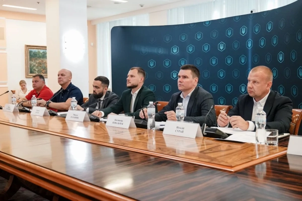 Регіони готують резервне живлення до опалювального сезону 8 Регіони готують резервне живлення до опалювального сезону 6