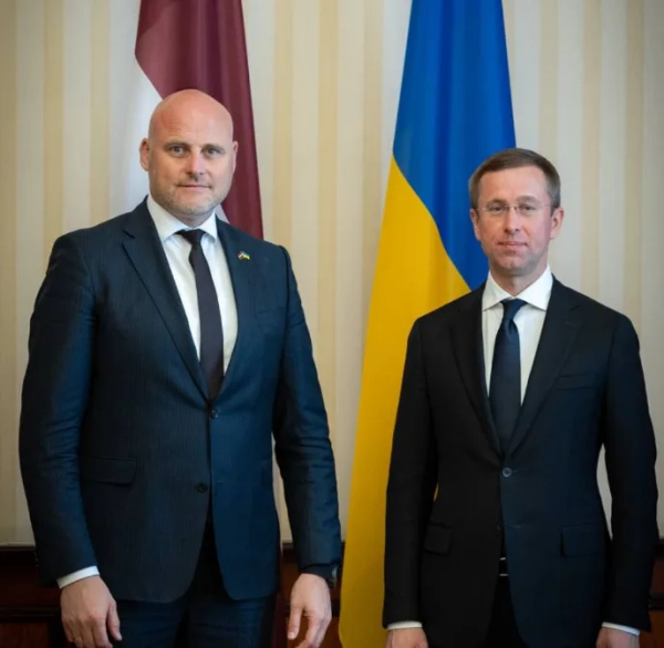 Київ: Корецький та прем'єр Латвії обговорили важливе 2