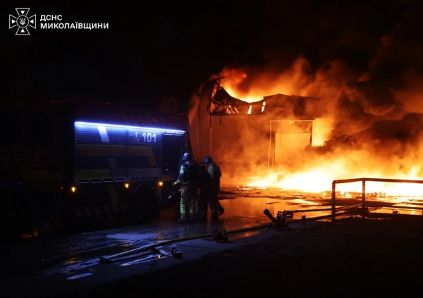 Атака РФ на продовольчі склади: є поранених 21