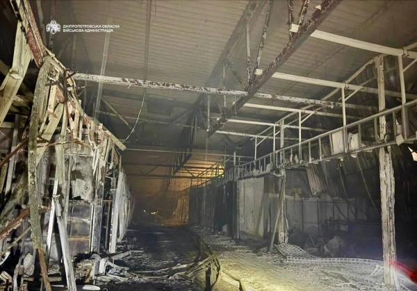 Кривий Ріг: 15 загиблих, 130 поранених від удару по ТЦ