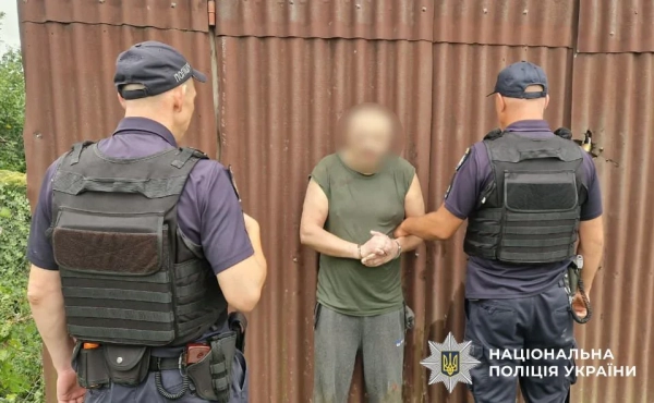 Буковина: 11 днів у лісі – поліцейський-стрілець затриманий 11 Буковина: 11 днів у лісі – поліцейський-стрілець затриманий 9