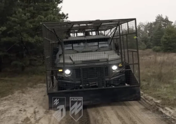 Нацгвардія: перші бронеавто Варта-2 вже в строю 6 Нацгвардія: перші бронеавто Варта-2 вже в строю 4