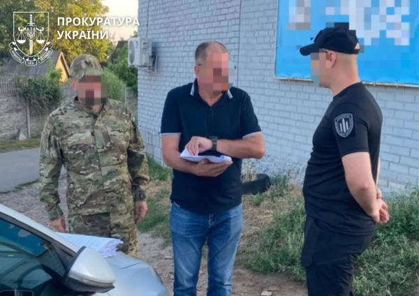 Ексвійськових підозрюють у заволодінні 4,38 млн грн: ОГП 8 Ексвійськових підозрюють у заволодінні 4,38 млн грн: ОГП 6