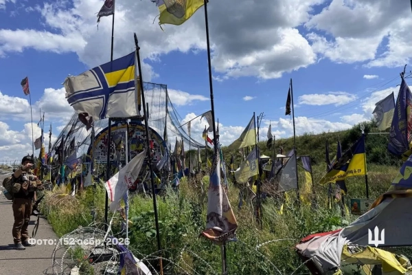 Стела на Донеччині: небезпечна пам'ятка 13 Стела на Донеччині: небезпечна пам'ятка 11