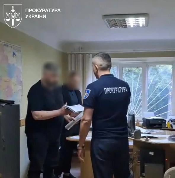 "Чорні трансплантологи" на Буковині: взяття під варту з заставою 8 "Чорні трансплантологи" на Буковині: взяття під варту з заставою 6